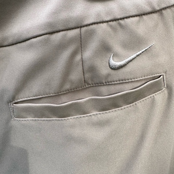 Nike Women’s Dri-Fit Tournament Golf Skort in Khaki (Size 10)‎ - Picture 3 of 14